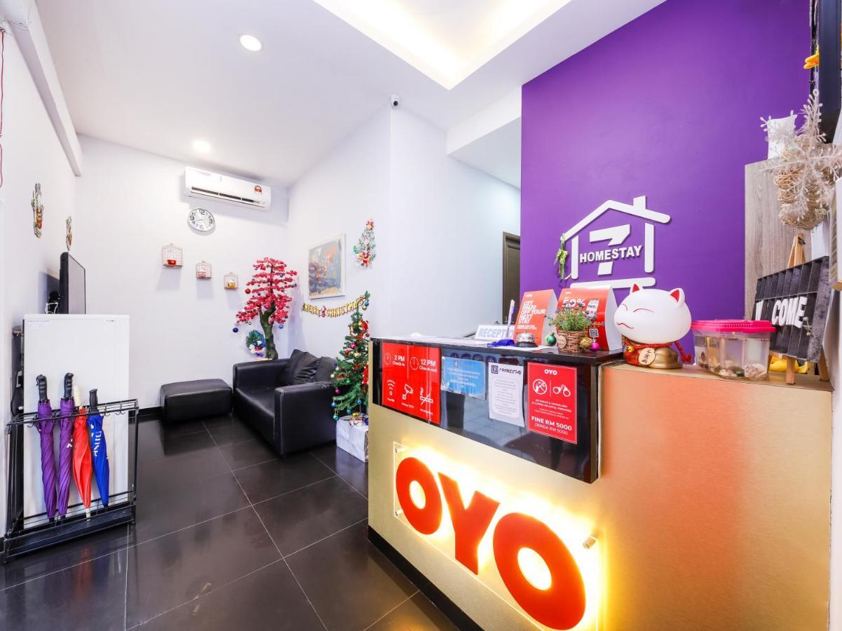 Oyo 980 7 Homestay Kuching Exterior photo